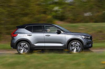 Long-term Volvo XC40 side