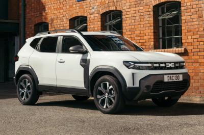 Dacia Duster Cargo front static