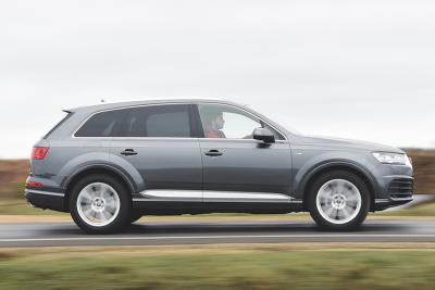 Used Audi Q7 vs Lexus RX