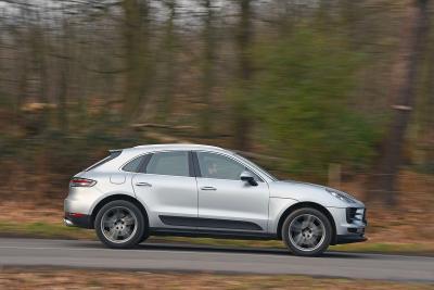 Porsche Macan driving