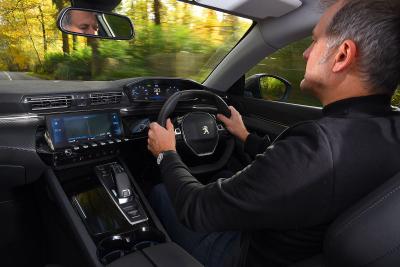 Peugeot 508 SW interior