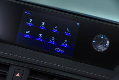 Lexus UX infotainment