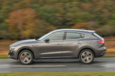 New Maserati Levante vs Porsche Macan