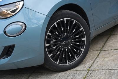 Electric Fiat 500 alloy wheel