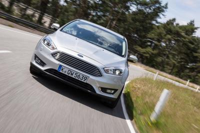 2014 Ford Focus passenger ride