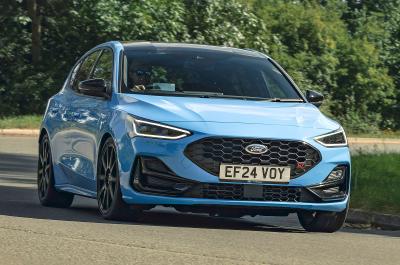 Ford Focus ST front cornering
