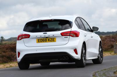 Ford Focus rear action