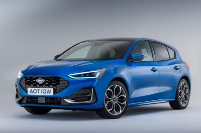 2022 Ford Focus front