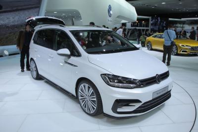 2016 Volkswagen Touran priced from 22,240