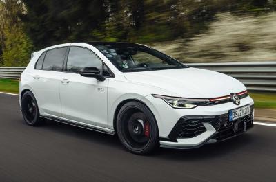 Volkswagen Golf GTI Edition 50 front driving