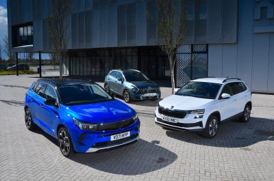 New Skoda Karoq vs New Vauxhall Grandland vs Kia Sportage triple