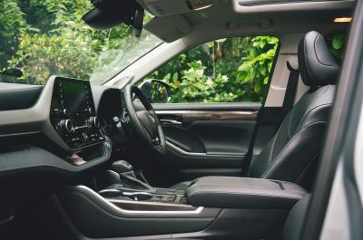 Toyota Highlander interior