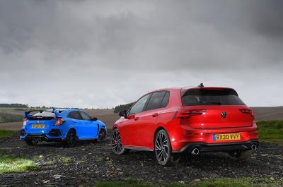 Honda Civic Type R vs Volkswagen Golf GTI rears