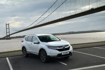 Honda CR-V 2022 long-term Humber bridge