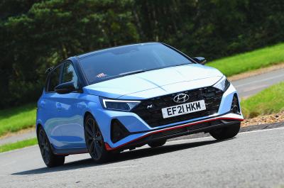 Used Hyundai i20N 2021-present front cornering