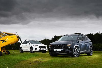 Hyundai Tucson vs Ford Kuga 2022 fronts