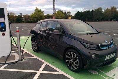 UK plug-in vehicle sector to gain 43 million in funding