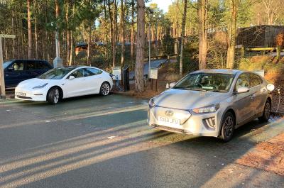 Hyundai Ioniq Electric charging up