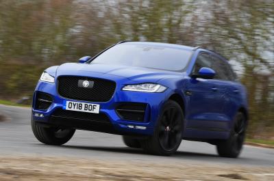 Jaguar F-Pace front