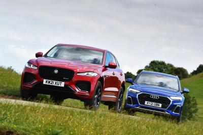 Jaguar F-Pace vs Audi Q5 2021 fronts