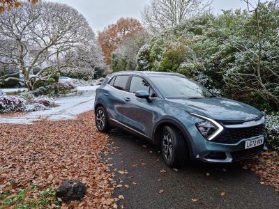 Kia Sportage LT wintry static