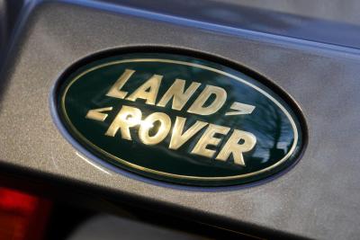 Land Rover pick-up on sale in 2017