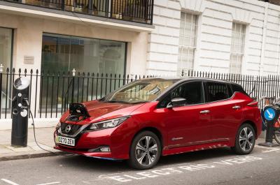 Nissan Leaf green numberplate