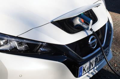 Nissan LEAF charging
