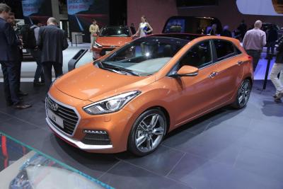 2015 Hyundai i30 face-lift - prices, engines, spec and release date