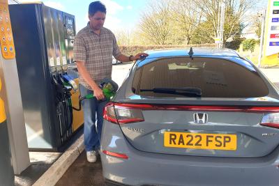 Honda Civic 2022 long-term refuelling
