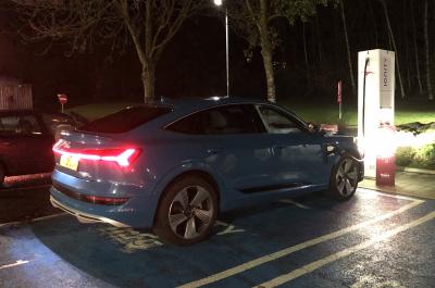 LT Audi E-tron Sportback charging at night