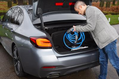 LT BMW 530e removing charging cable from boot