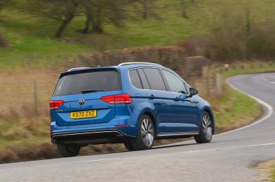 LT Volkswagen Touran rear