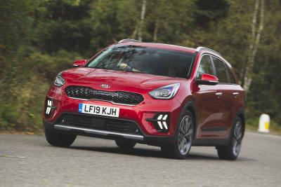 Kia Niro 2019 front left cornering