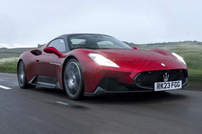 Maserati MC20 Cielo review, front, driving 2023