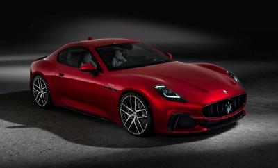 2023 Maserati GranTurismo Trofeo front