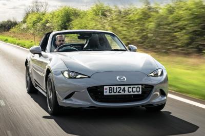 Mazda MX-5 front driving