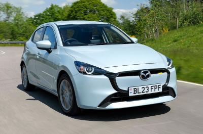 Mazda 2 front right driving