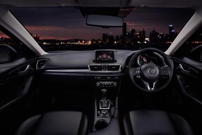 A cockpit tour of the all-new Mazda3