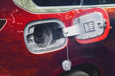 Mazda CX-80 LT charging port