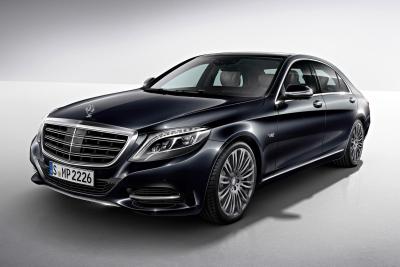 Mercedes launches new V12 S600 limo
