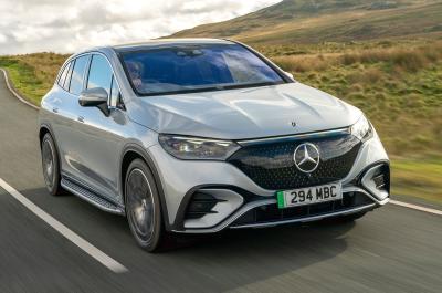 Mercedes EQE SUV front cornering
