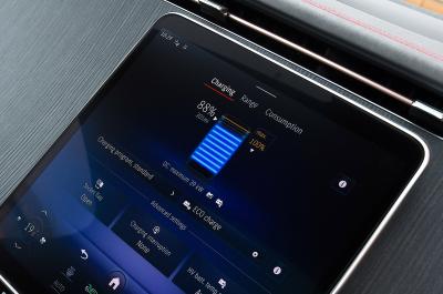 Mercedes EQE charging readout
