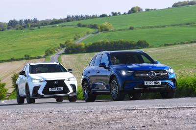 Mercedes GLC vs Lexus NX front action
