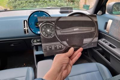 Mini Countryman Electric long-term retro dashboard