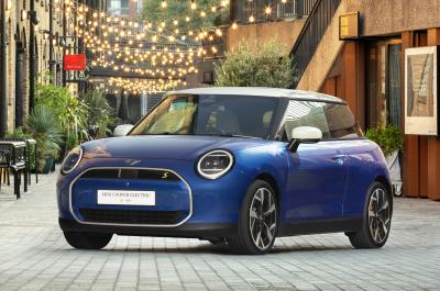Mini Cooper Electric front static