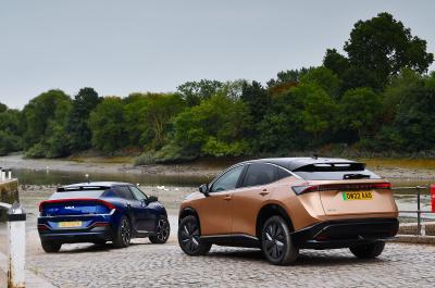 New Nissan Ariya vs Kia EV6 rears