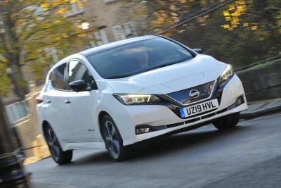 Nissan Leaf front - 19 plate