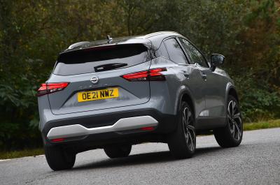 Nissan Qashqai 2022 rear cornering