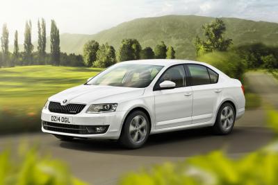 News roundup: LWB Range Rover Hybrid shown, and Skoda boosts Motability offering